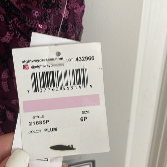 NWT Plum Sequin Dress - Picture 5 of 7